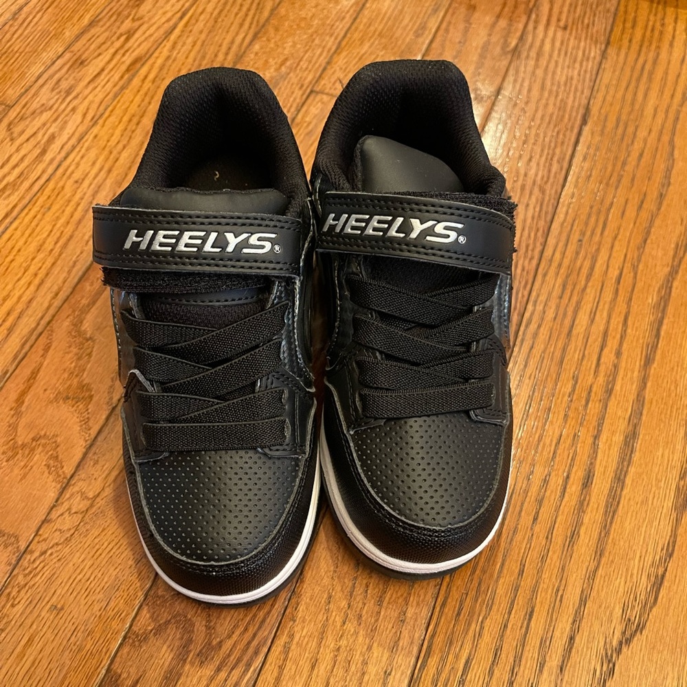 Size 1 Heelys- skate shoes